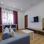 Modern In Centre Walk To Seafront, Wifi & Ac Apartment *