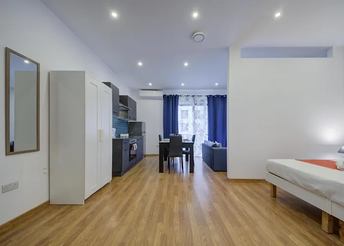 Centre By Shortletsmalta Sliema