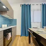 Modern In Centre Walk To Seafront, Wifi & Ac * Слима