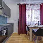 Modern In Centre Walk To Seafront, Wifi & Ac