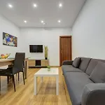 Modern In Centre Walk To Seafront, Wifi & Ac Апартаменты
