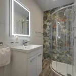 Modern In Centre Walk To Seafront, Wifi & Ac Апартаменты Слима