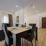 Modern In Centre Walk To Seafront, Wifi & Ac * Sliema