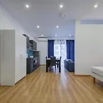 Modern In Centre Walk To Seafront, Wifi & Ac Sliema