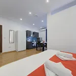 Modern In Centre Walk To Seafront, Wifi & Ac *