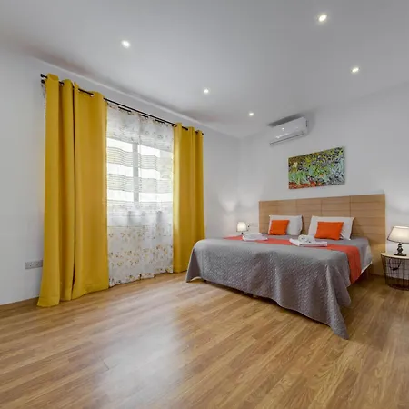 Centre By Shortletsmalta Apartment *