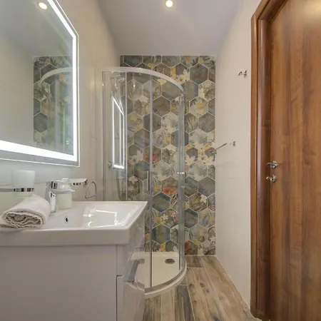 Modern In Centre Walk To Seafront, Wifi & Ac Διαμέρισμα Σλιέμα