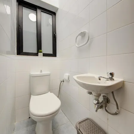 Modern In Centre Walk To Seafront, Wifi & Ac *