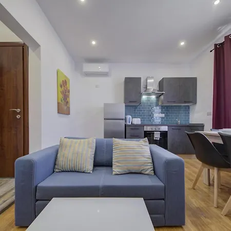 Апартаменты Centre By Shortletsmalta