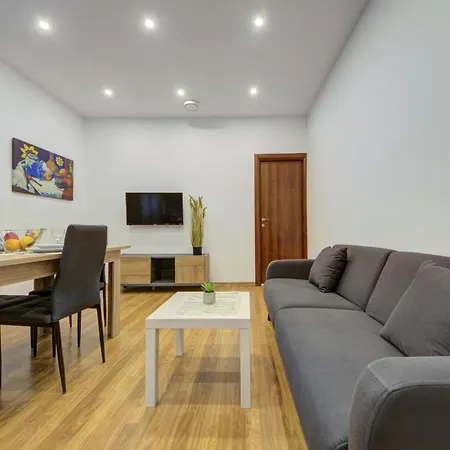 Centre By Shortletsmalta Апартаменты