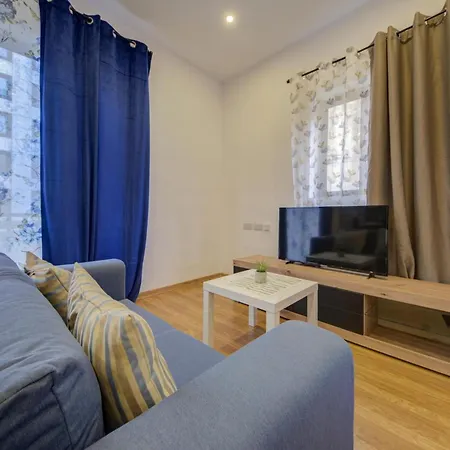 Centre By Shortletsmalta Apartment