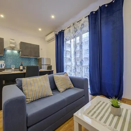 Apartment Centre By Shortletsmalta Sliema