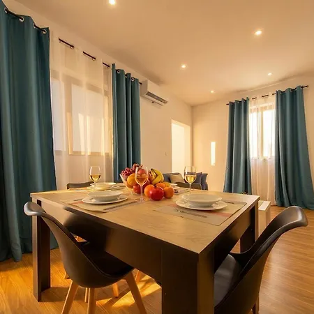 アパート Modern In Centre Walk To Seafront, Wifi & Ac