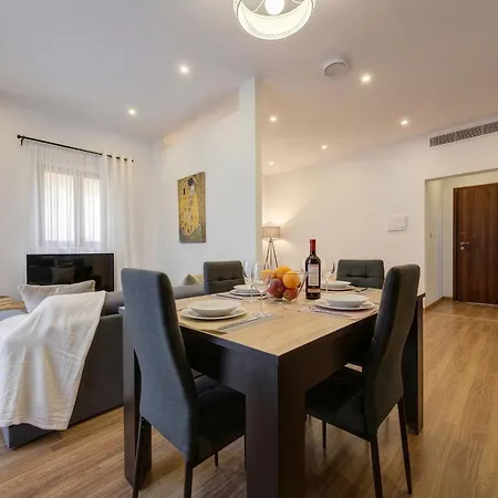 アパート Modern In Centre Walk To Seafront, Wifi & Ac