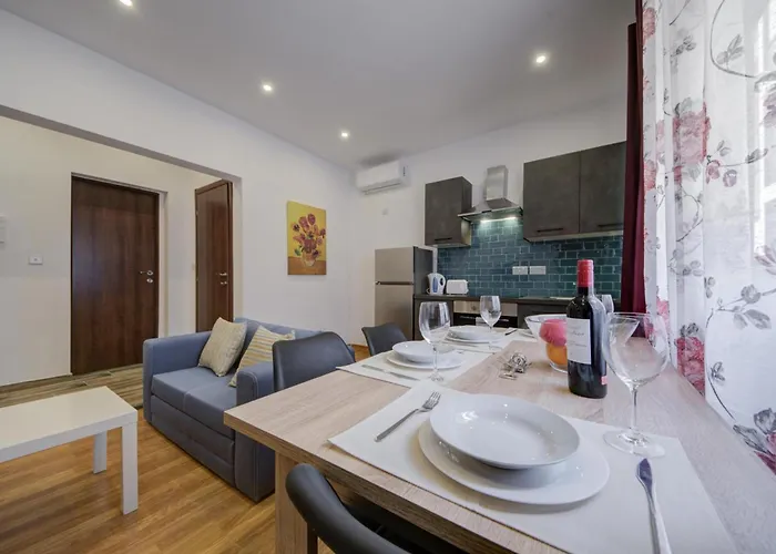 Centre By Shortletsmalta Appartamento Sliema