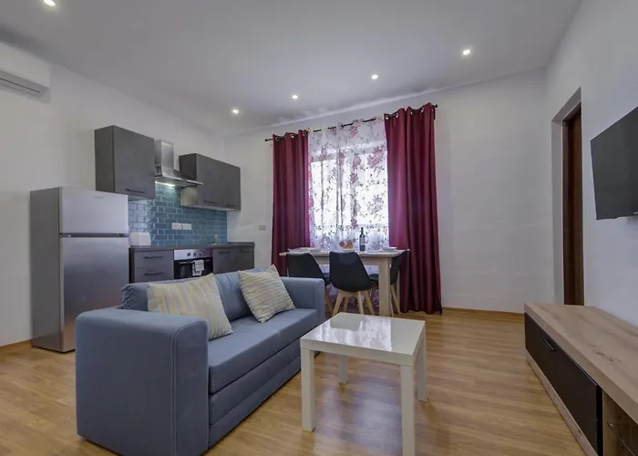 Centre By Shortletsmalta Sliema