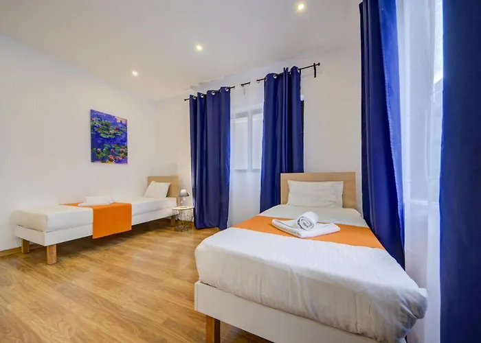 Apartament Centre By Shortletsmalta