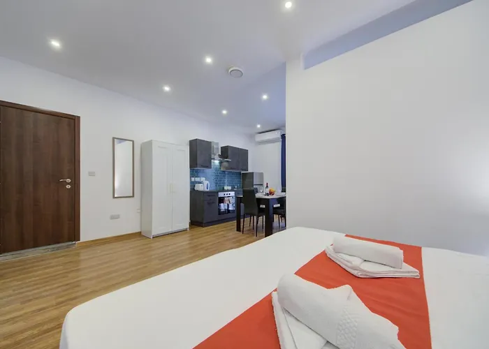 Centre By Shortletsmalta *