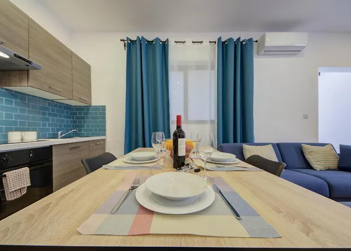 Centre By Shortletsmalta Apartment