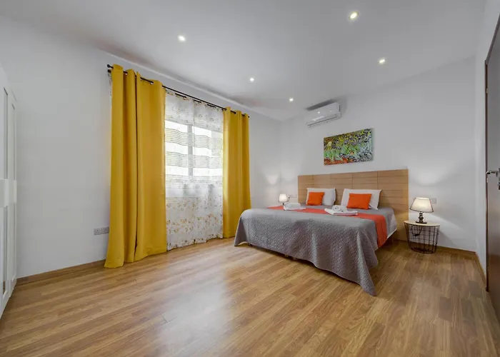Centre By Shortletsmalta Apartment *