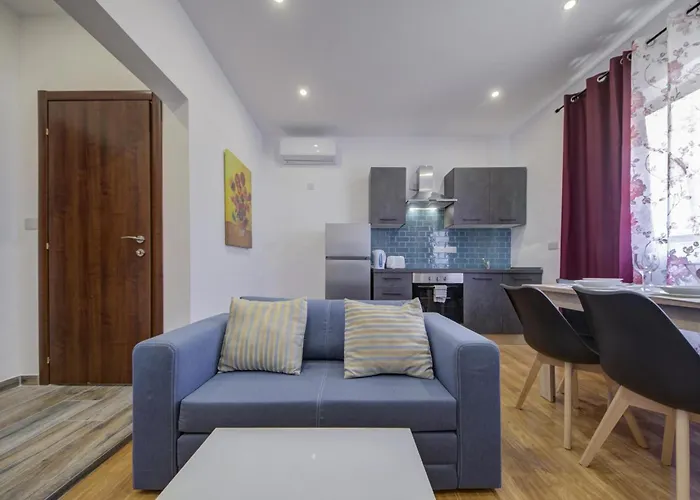 Apartment Centre By Shortletsmalta