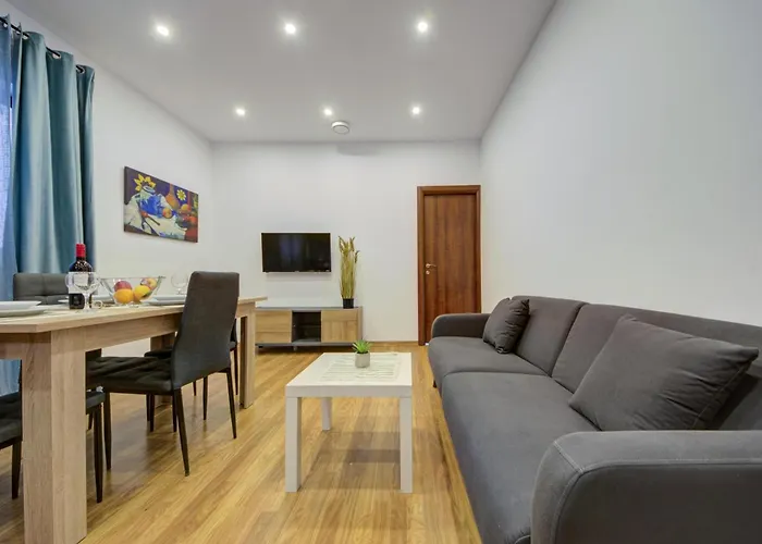 Centre By Shortletsmalta Apartment